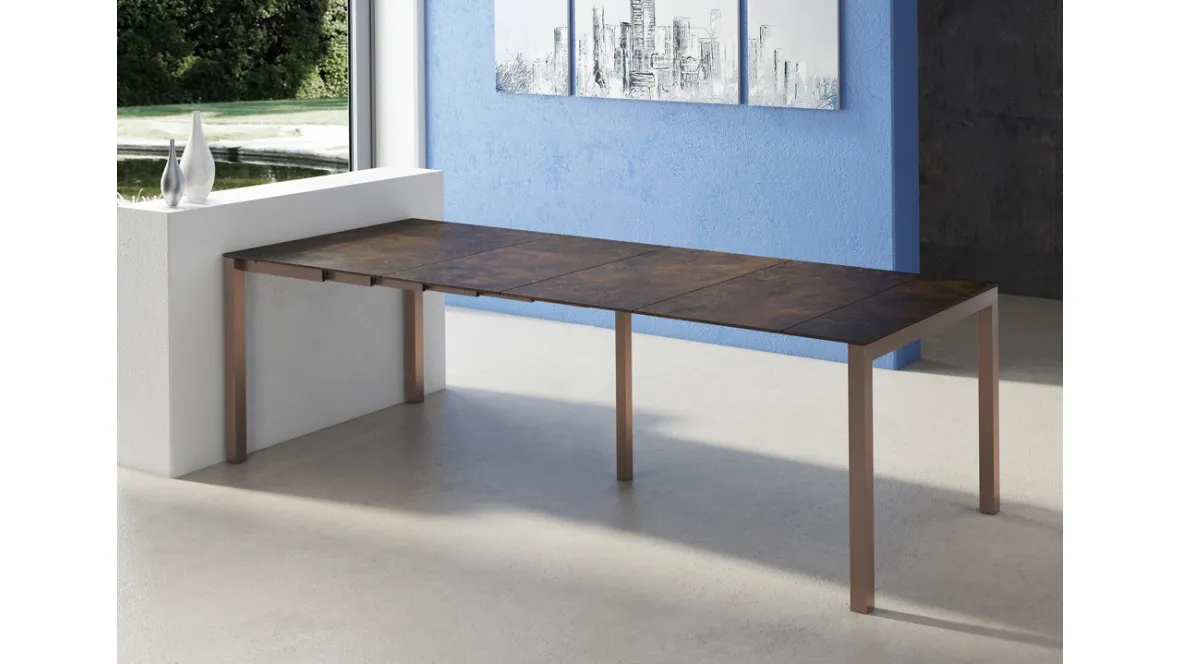 tavolo Consolle allungabile con struttura in alluminio e piano in composito di particelle di legno Krasi P di Elementi