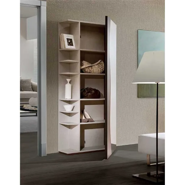 Appendiabiti da ingresso in legno con anta a specchio Futura di Pacini e Cappellini