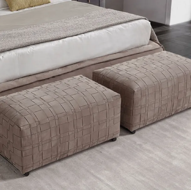 Pouf Intreccio in pelle Nabuk di Conte