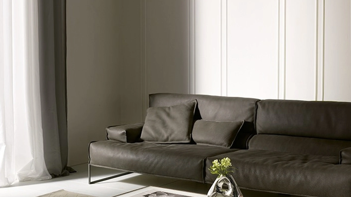 Tavolino in legno Barnaby di Pacini e Cappellini