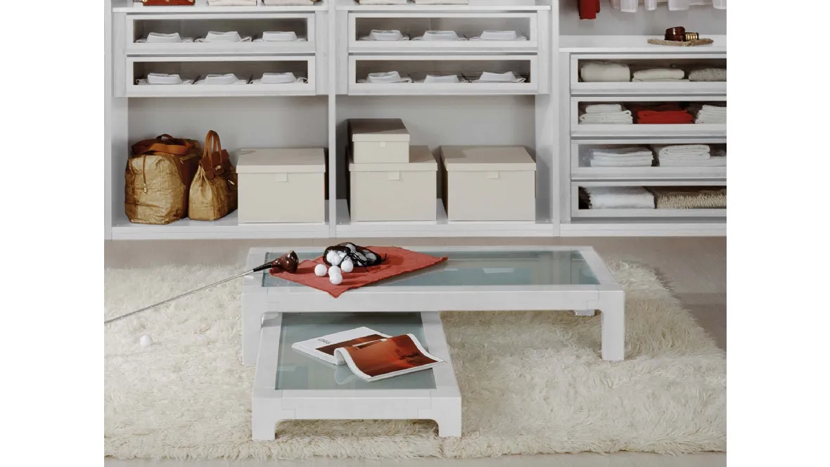 Tavolino Iride line con top in vetro e struttura in legno laccato bianco di Fratelli Elli