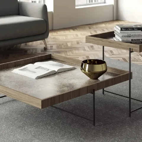 Tavolino con top in legno e struttura in metallo Terry di Doimo Salotti