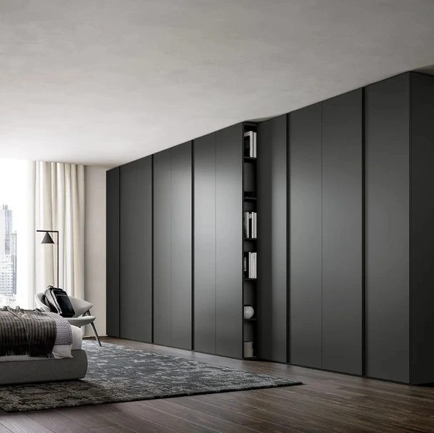 Armadio con ante battenti Shape di Dielle Modus