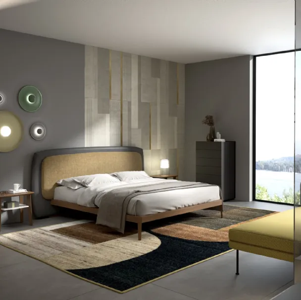 Letto Yugen con testiera in tessuto ed ecopelle di Fimes