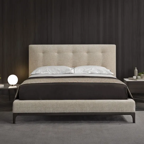 Letto matrimoniale con testiera Mozart di Conte
