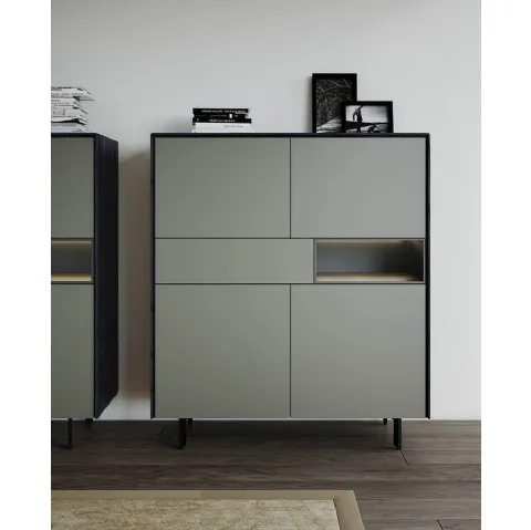 Madia Lug Alta in laccato opaco di Fimar