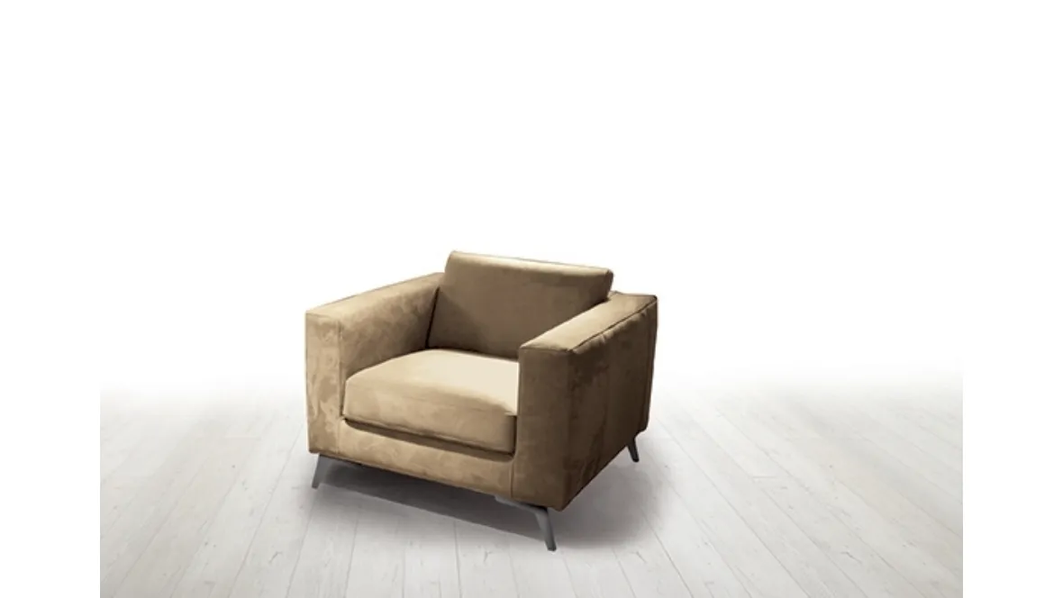 Poltrona Moving di Astor poltrone e divani