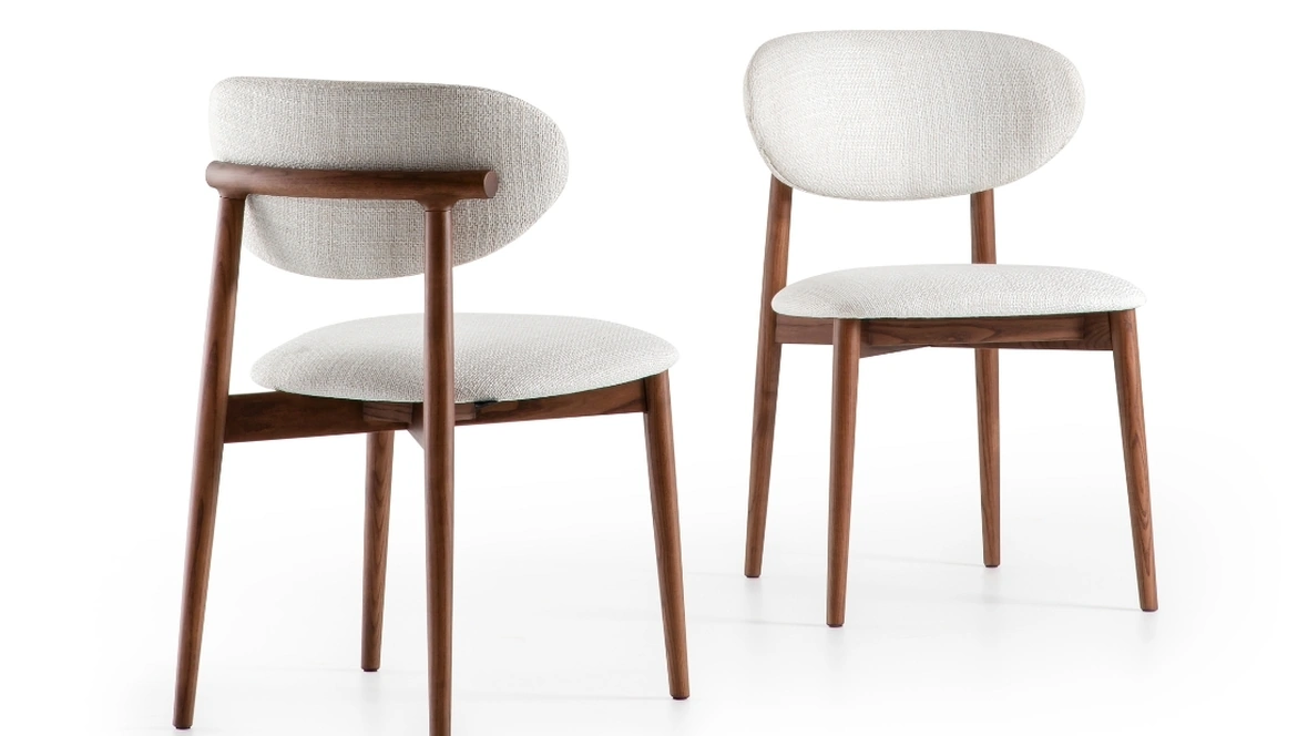 Sedia Camilla in tessuto imbottito di Pacini e Cappellini