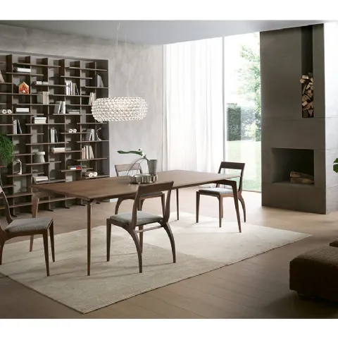 Tavolo rotondo Hope con piano in vetro e gambe in legno di Pacini e Cappellini