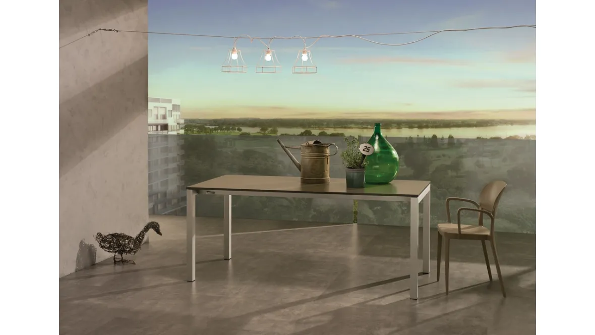 Tavolo allungabile con struttura in acciaio inox Zen Outdoor di Elementi