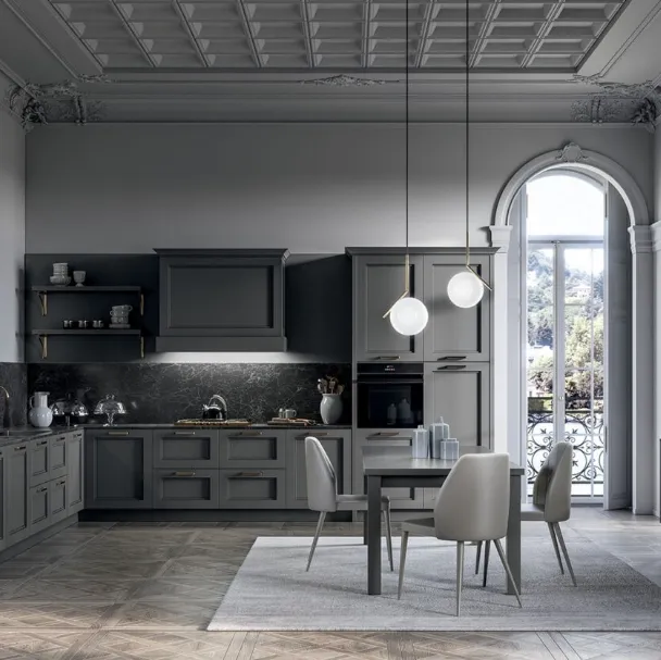 Cucina Classica angolare in laccato opaco Grigio e top in laminam Nero Greco Meg di Arredo3