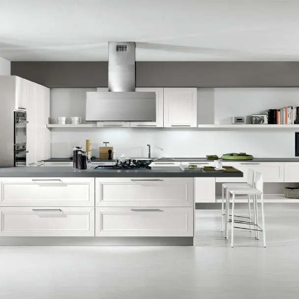 Cucina Moderna Itaca angolare a ferro di cavallo in legno massello di Frassino laccato Bianco a poro aperto di Arredo3