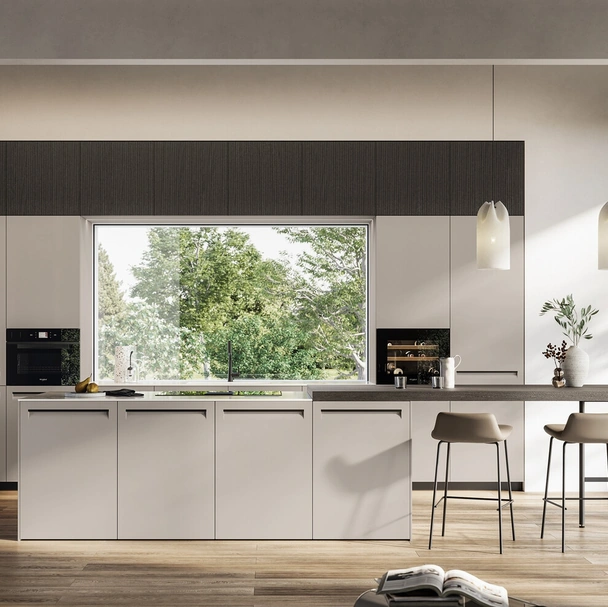 Cucina Moderna in Pet con isola Tekna di Arredo3