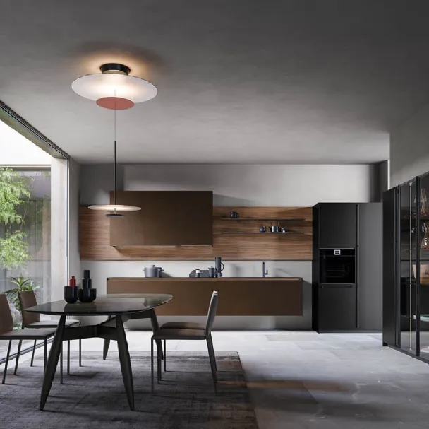 Cucina Moderna lineare Zafferano 01 finitura Aludust Ambra, Noce naturale e laminam Nero di Valdesign